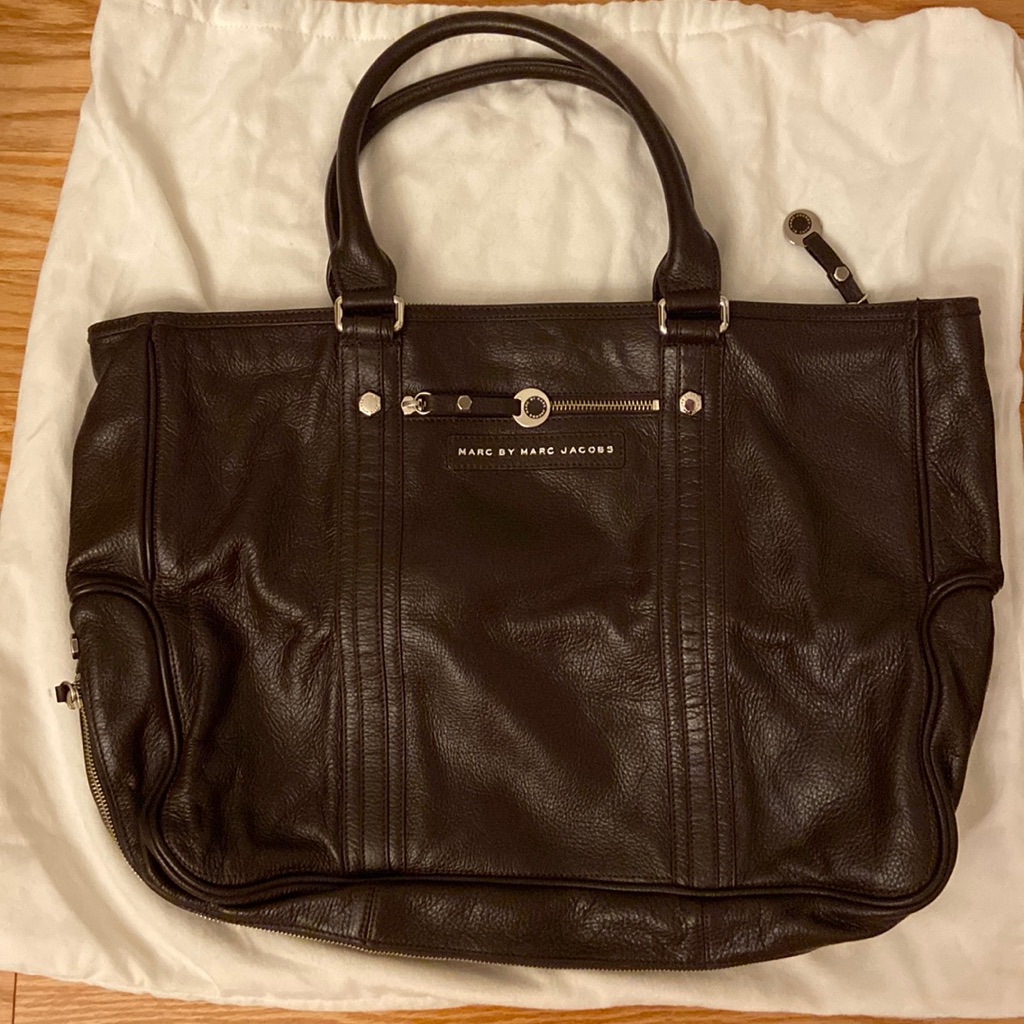 Marc By Marc Jacobs Softy Leather Shoulder Tote Nwt